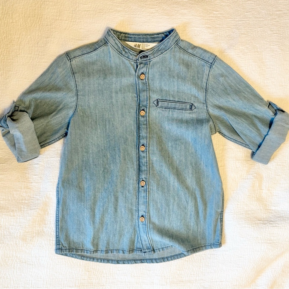 NWT 5T H&M chambray shirt